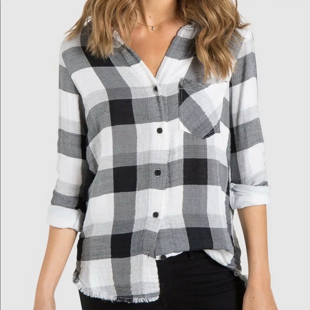 Anthropologie M Cloth & Stone Plaid Button Top long sleeves